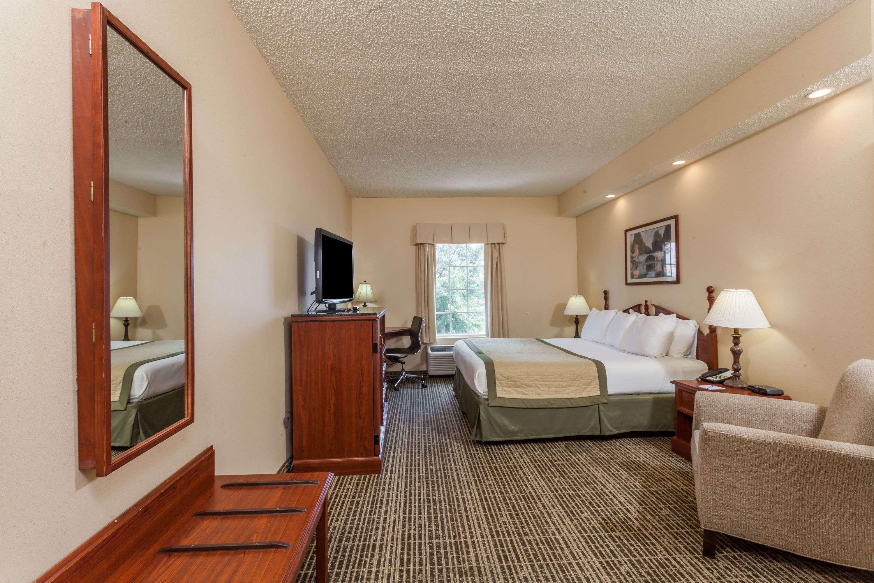 Hotel Baymont By Wyndham Columbia Maury Esterno foto